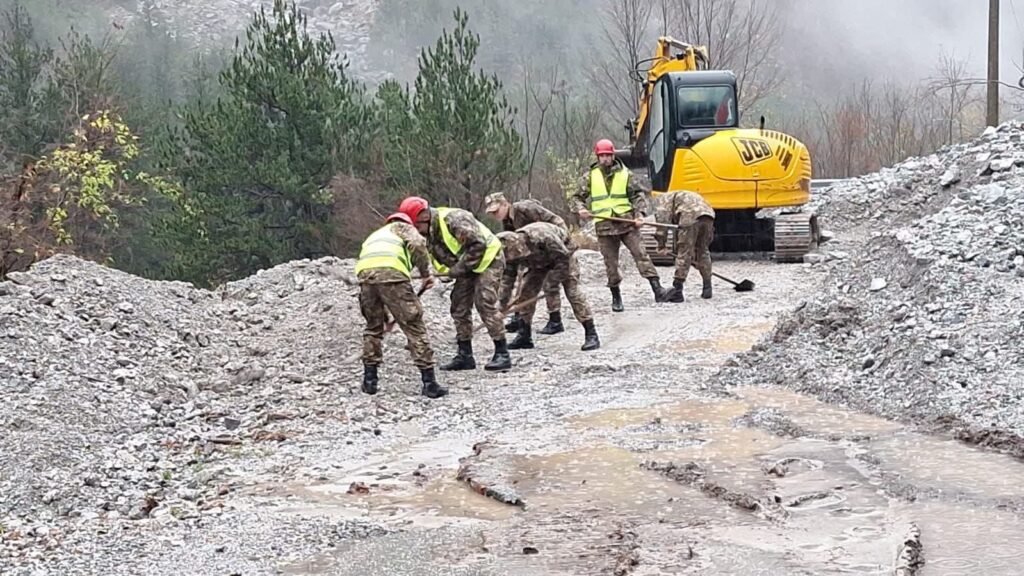 Moti me shi, nga rrugët tek energjia, si paraqitet gjendja në qarqet e prekura